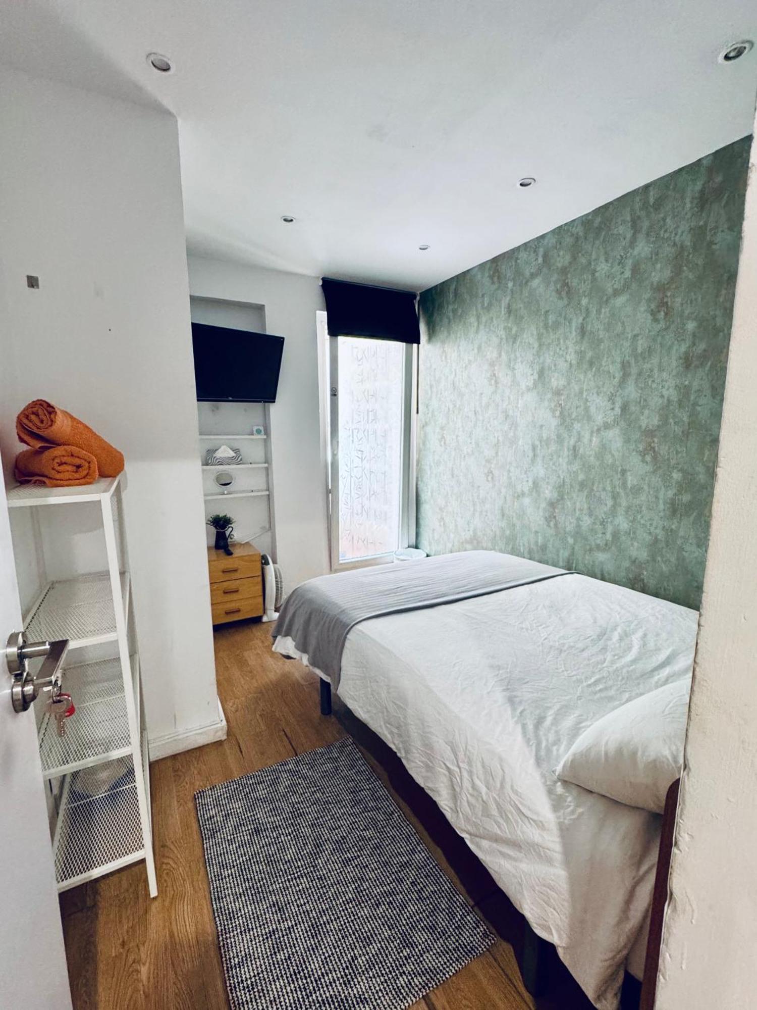 Harmony Stay Rooms Valencia Exterior photo
